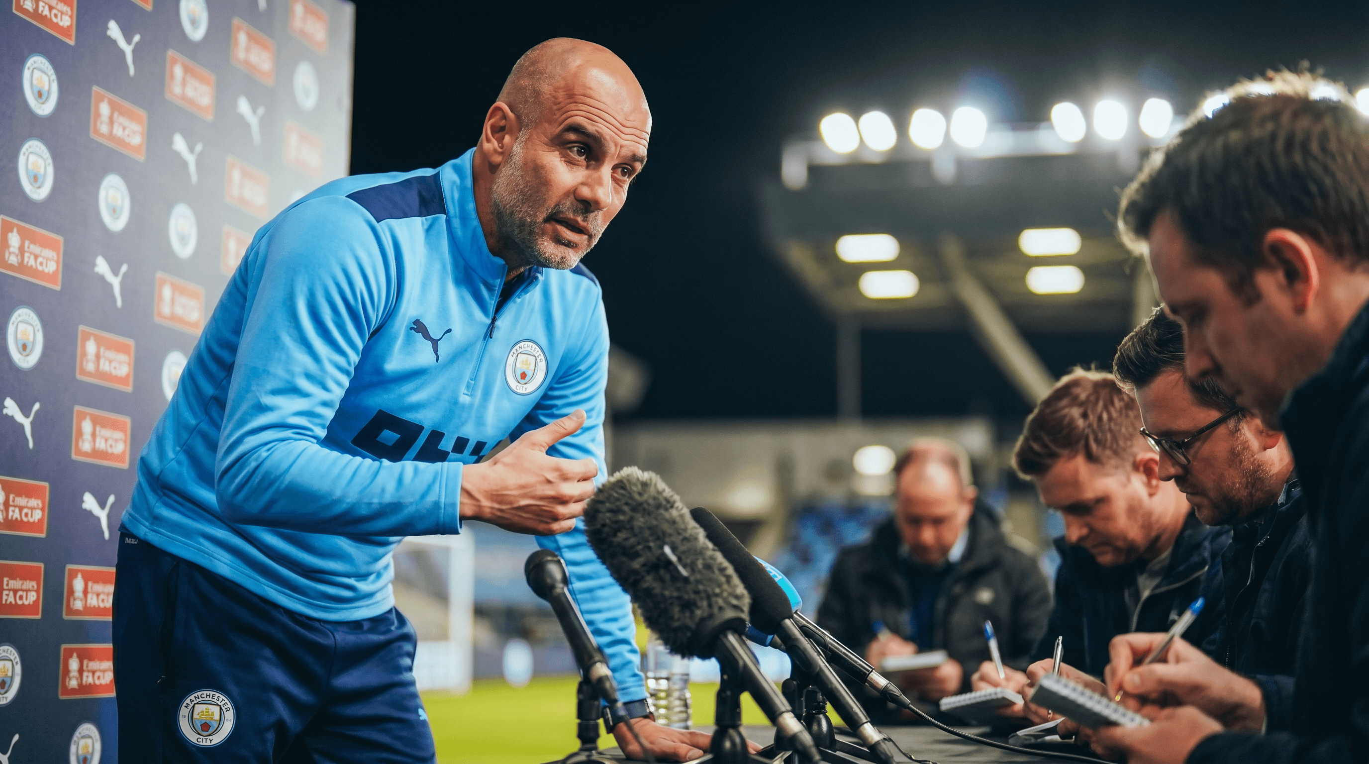 Pep Guardiola prohíbe celebraciones a Manchester City tras la FA Cup