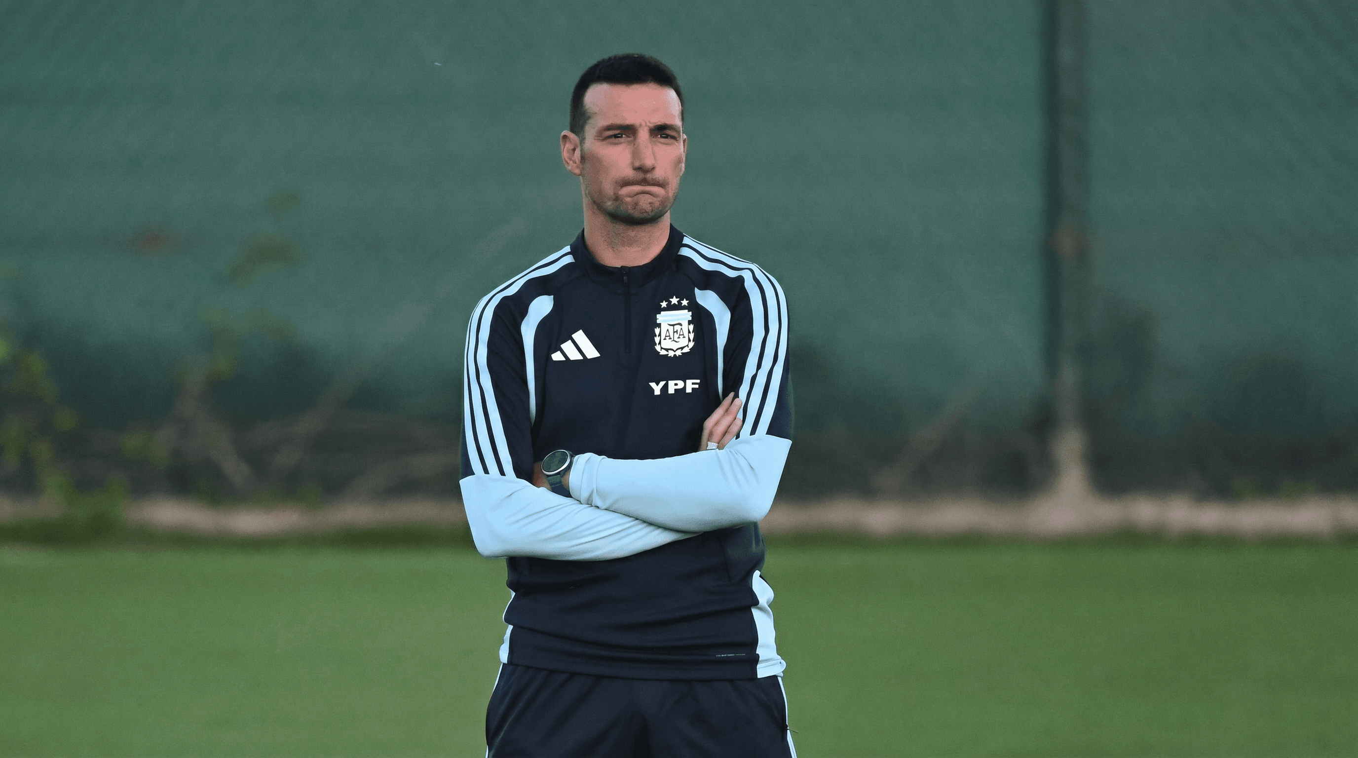 La defensa del Mundial en vilo: las lesiones complican a Scaloni en el lateral derecho